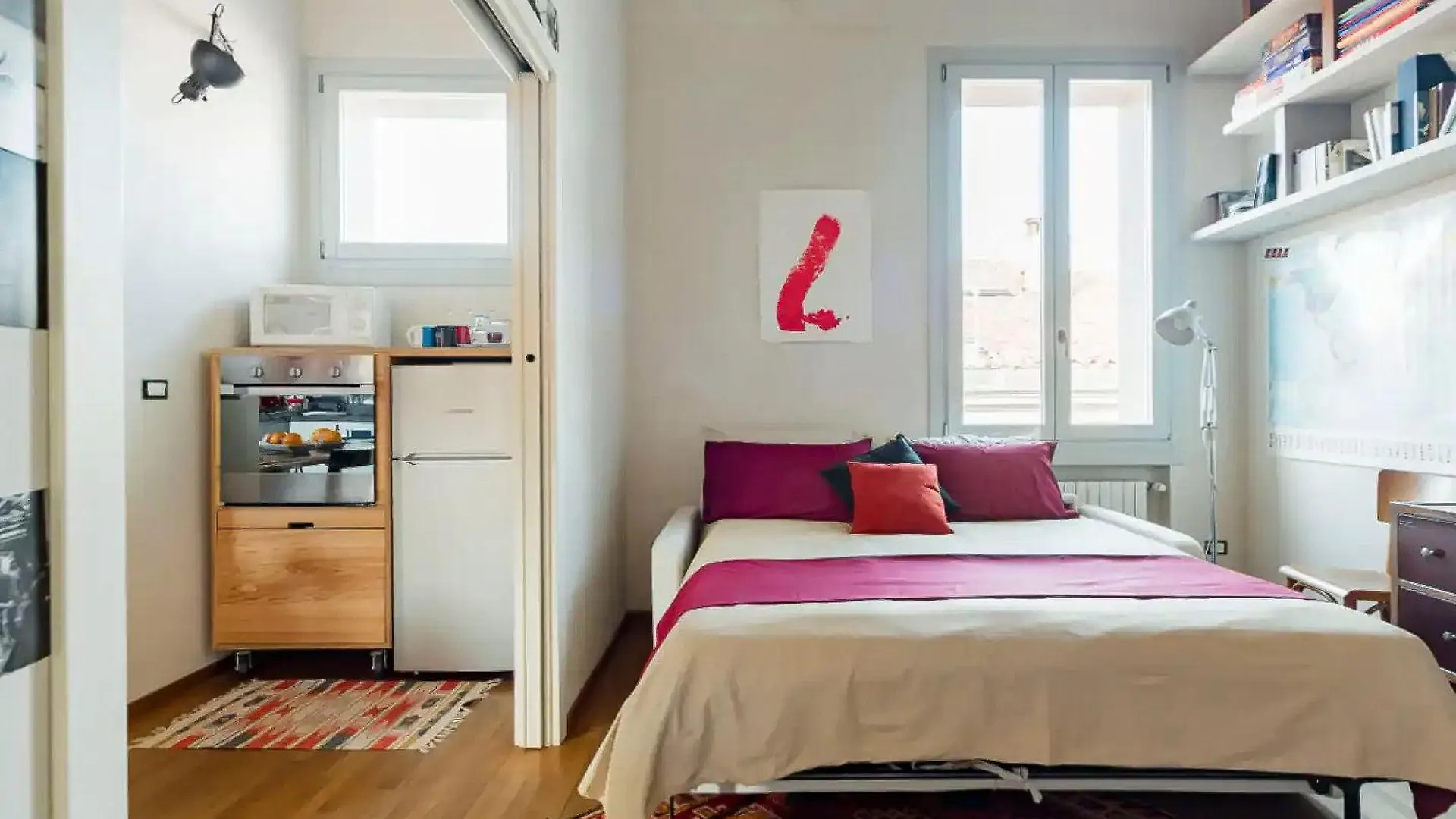 Bright And Peaceful Apartment In Historic Palazzo Bologna