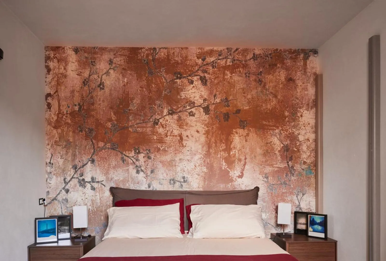 Bright And Peaceful Apartment In Historic Palazzo Bologna 0*,  Italy